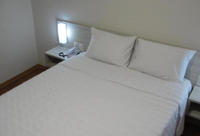 غرفة عائلية, Colatina Plaza