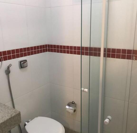 غرفة أساسية ثلاثية, Colatina Plaza