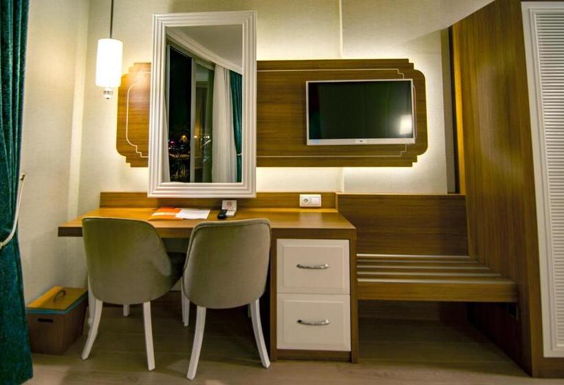 חדר בסיסי, Exelans