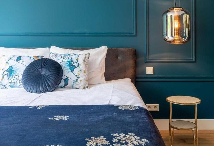 اتاق سوپریور با تخت بزرگ, Heuvelsuites