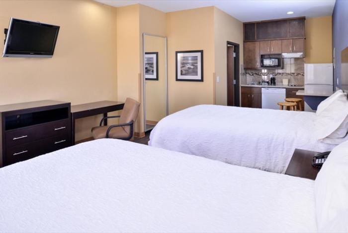 غرفه قياسيه سريرين مزدوجين, La Bonita Inn & Suites   Crane