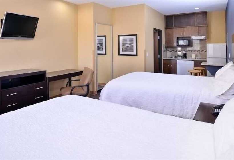 Номер Стандарт 2 Двуспальные Кровати, La Bonita Inn & Suites   Crane