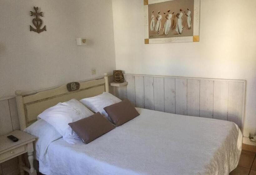 חדר סטנדרט עם טרסה, Le Méditérranée