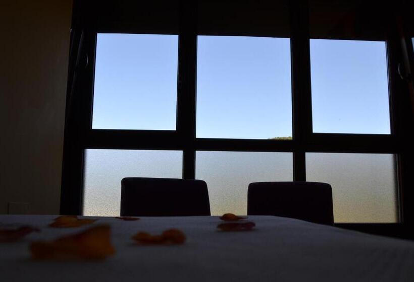 اتاق استاندارد یک نفره, Rural Pescadores