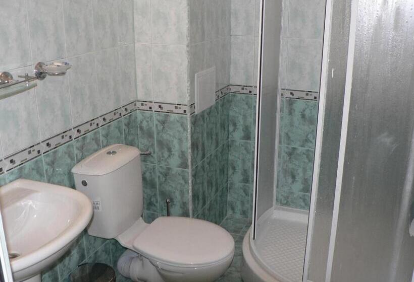 חדר סטנדרט עם מרפסת, Varvara