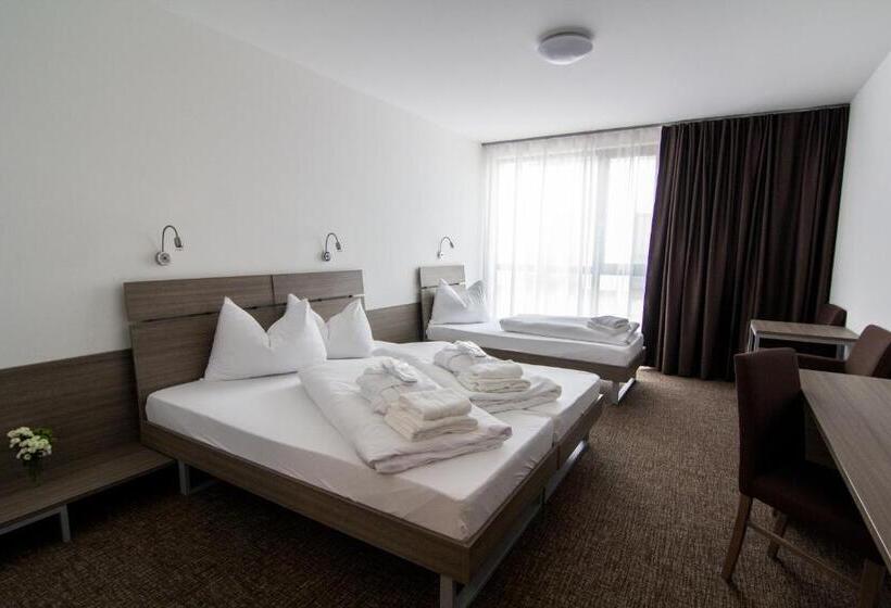 غرفة قياسية ثلاثية, Lifestyle Hotel Leithana