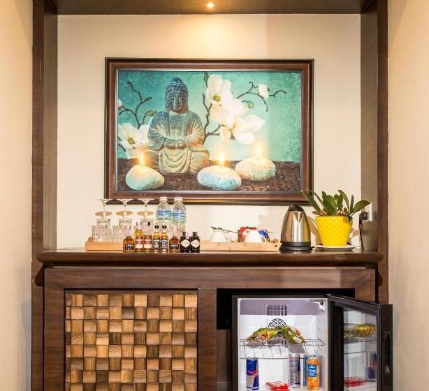 سوییت اجرایی, Mystic Mountain