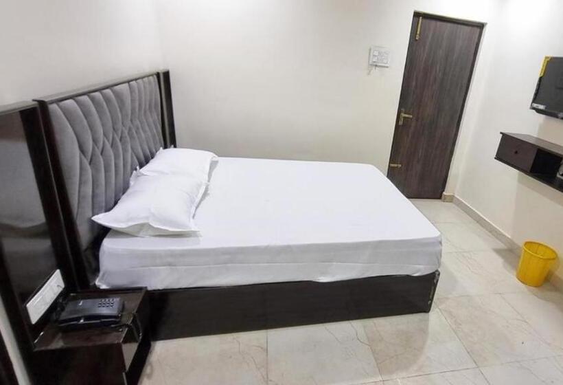 스탠다드 룸, Padma Vista Nellore Near Bus Stop