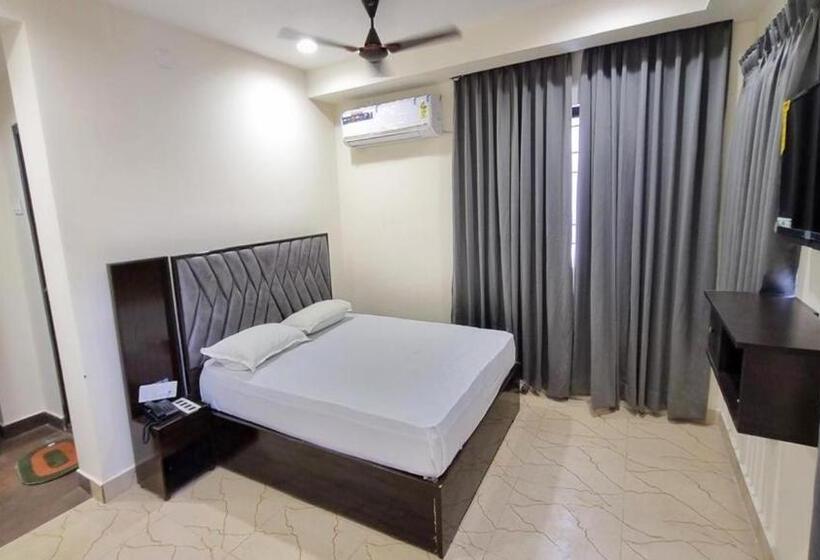 Номер Deluxe, Padma Vista Nellore Near Bus Stop
