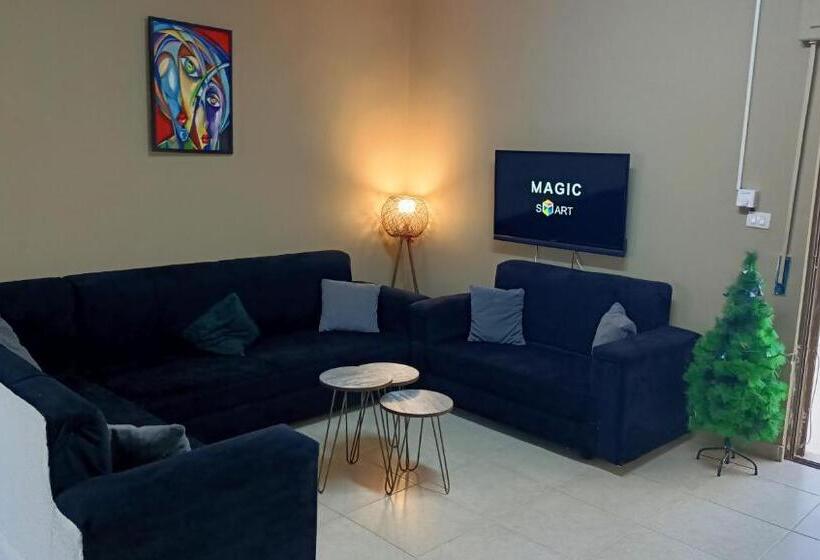 Appartement met 1 Slaapkamer met Terras, مرج الحمام