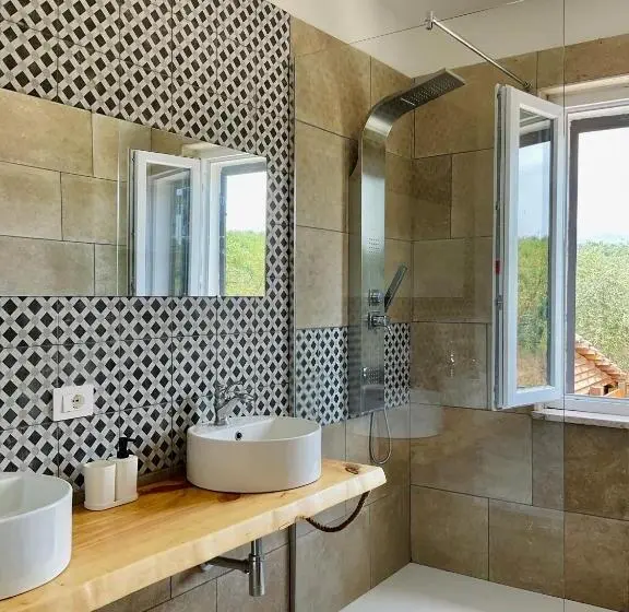 Standard-huone Allasnäkymä, Guar Country Resort