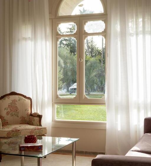 اتاق لوکس, Nawara Residence