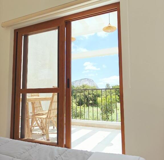 标准间带山景, Tuscan Breeze, Nandi Hills
