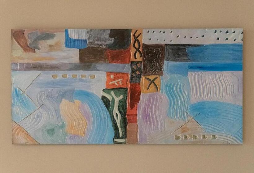 スタンダードトリプルルーム, Infinity Suites Habitación Triple 105