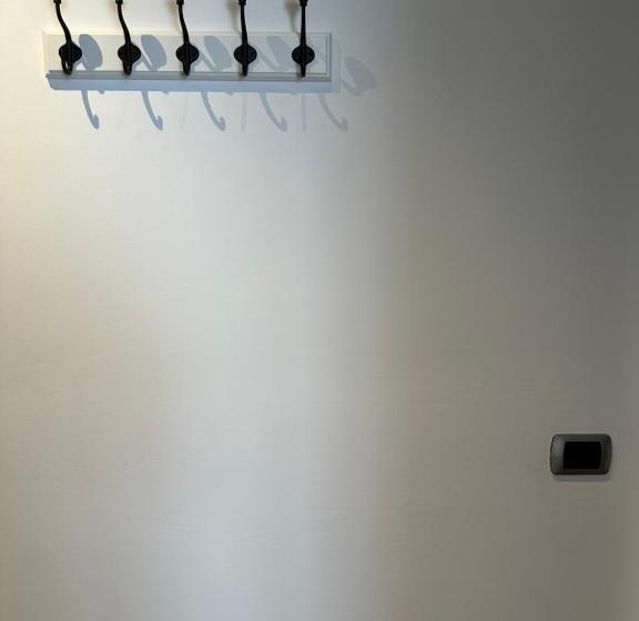 חדק דלוקס עם ג'קוזי, All Ombra Della Magnolia