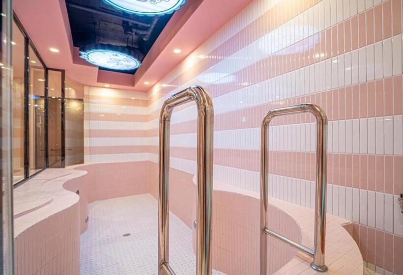 디럭스 룸, Soleil