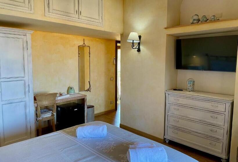 スーペリアールーム, Matty & Yla   Costa Smeralda