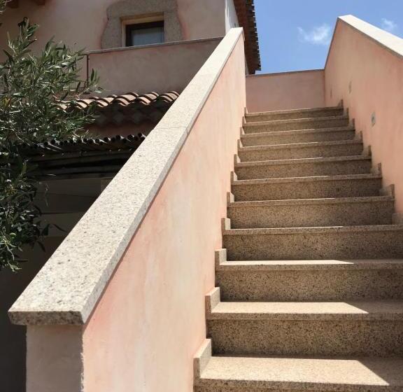 スタンダードルーム, Matty & Yla   Costa Smeralda