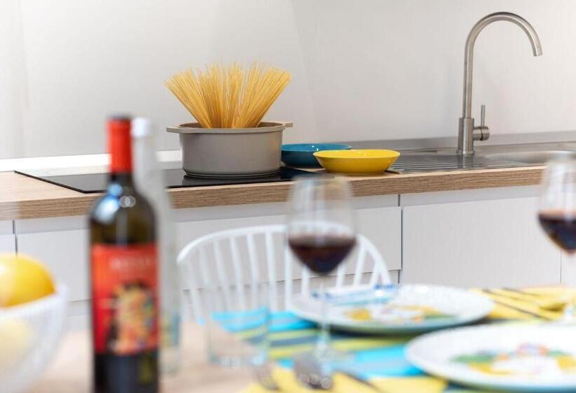 标准工作室, Residence Mazzini