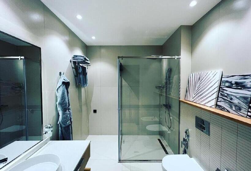 סטודיו סטנדרטי נוף לגינה, Sea Breeze White Villas 2