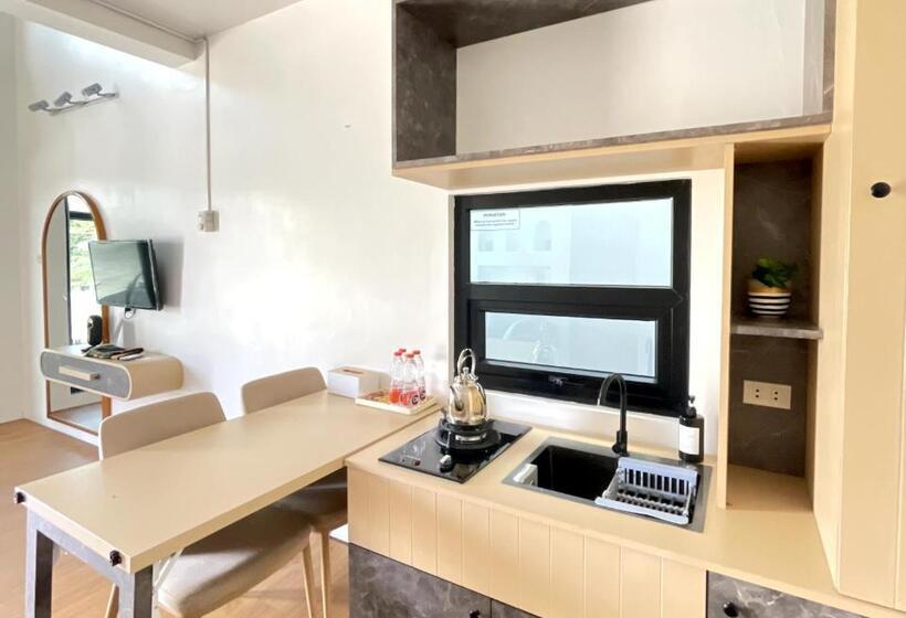 スタンダードスタジオ, Sribudaya Resort