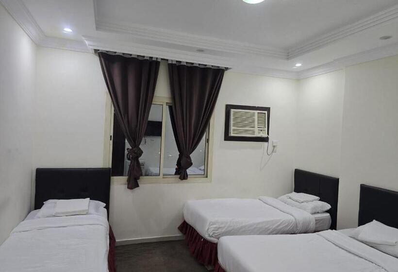 חדר סטנדרט לארבעה, فندق مسارات الهدي مكه