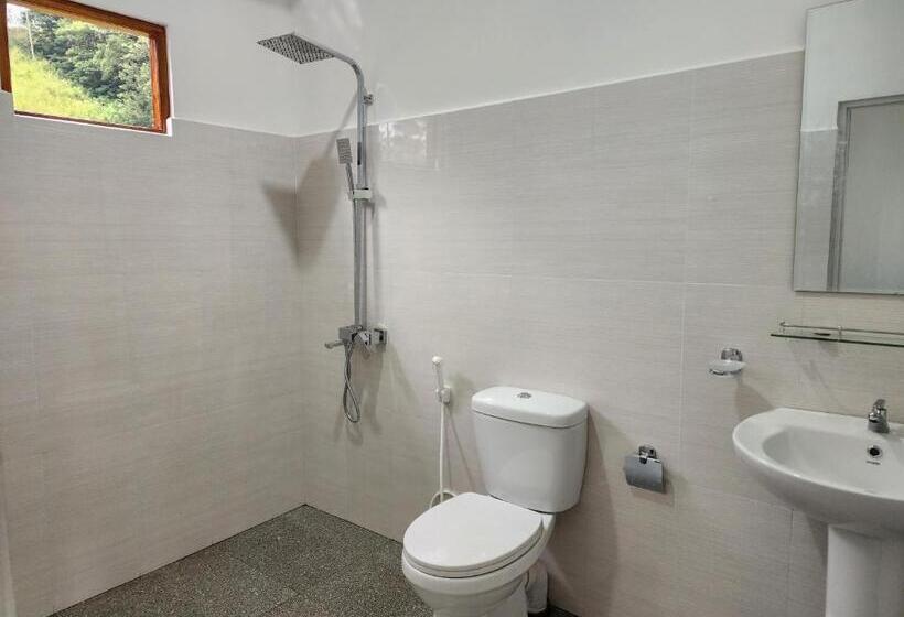 Номер Стандарт с Балконом, Onel Rest Inn