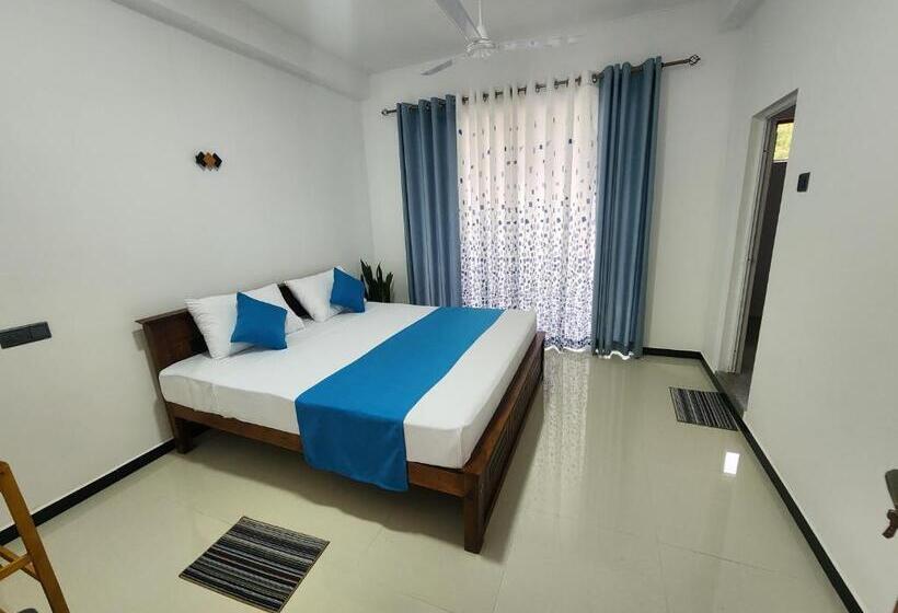 标准间带阳台, Onel Rest Inn