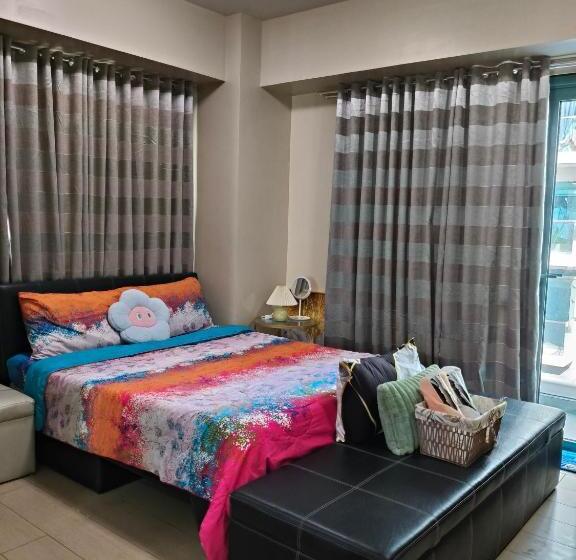 Quarto Estandar Cama King, El Ledin 3h   Across Naia Terminal 3