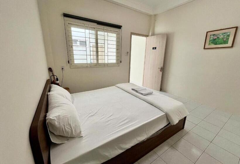 اتاق لوکس, Dans Wash & Stay