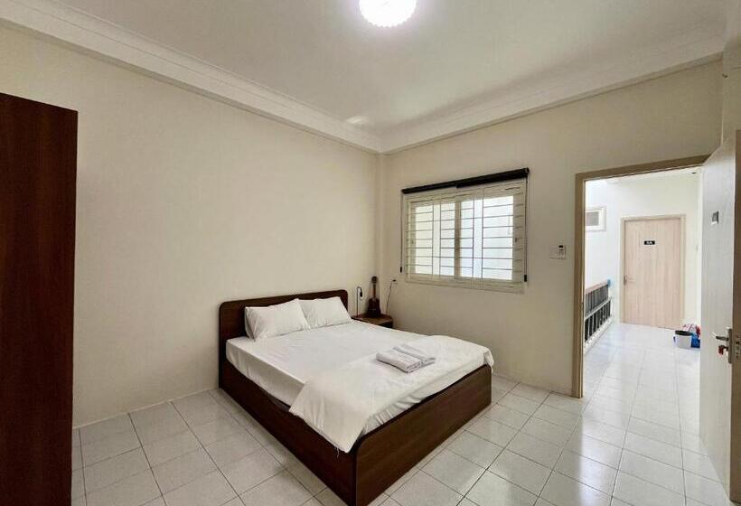 اتاق لوکس, Dans Wash & Stay