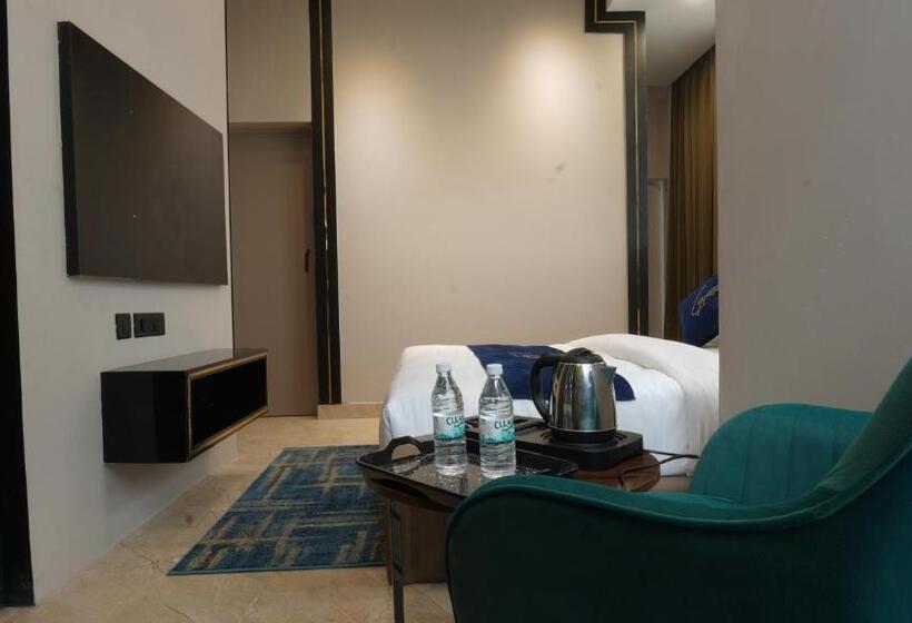豪华房间, Aquila Grand Suites   Noida Sector 136