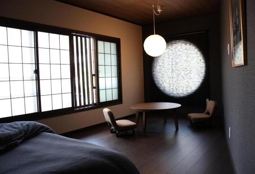 Habitació Deluxe, Daihachi