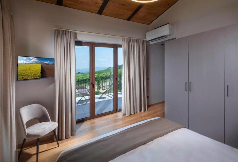 جناح عائلي, Relais Pqlin