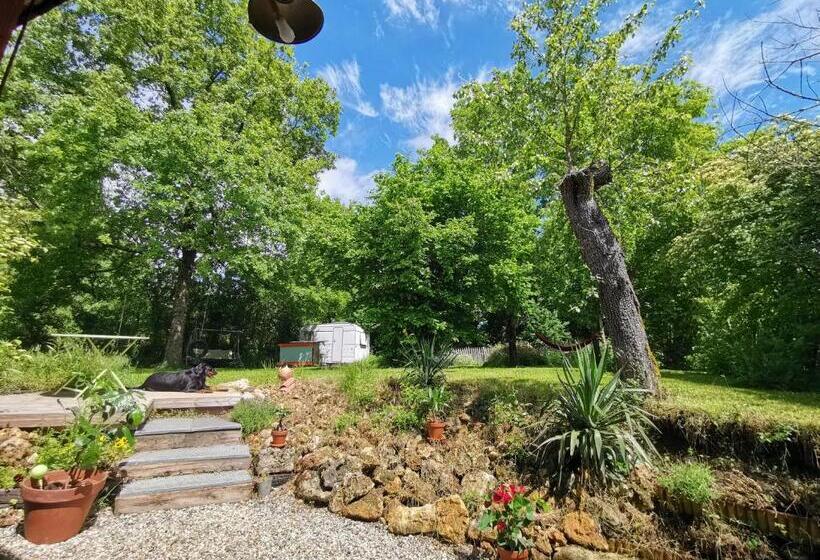 חדר סטנדרט עם מיטת קינג, Chambres Des Forges