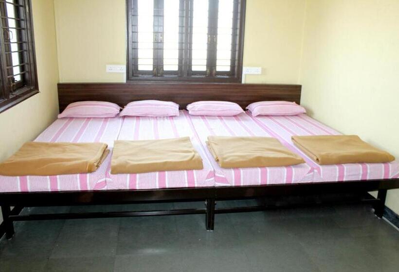 Fyrbädds Deluxerum, Ambika