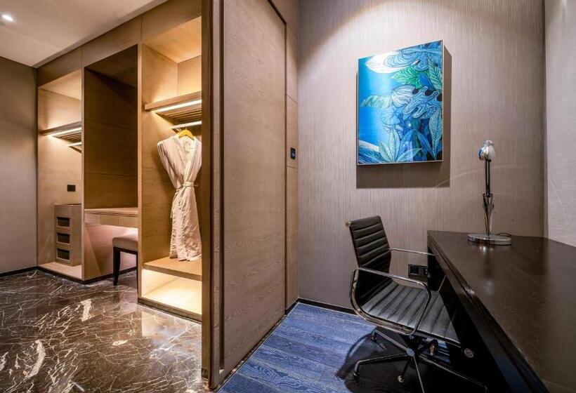 سوییت, Cachet Boutique Kunming Artime