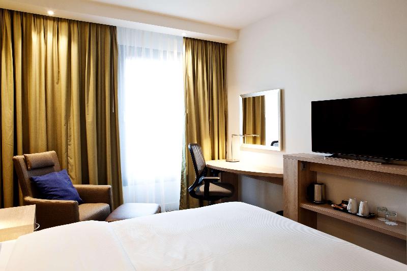 Стандартный Номер Кровать Кинг, Hampton By Hilton Aachen Tivoli