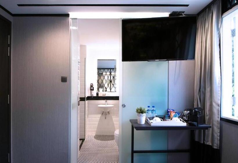 اتاق لوکس با بالکن, Nuve Urbane