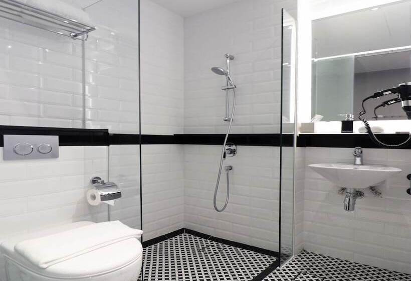 اتاق لوکس با بالکن, Nuve Urbane