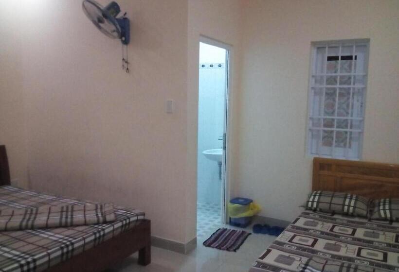 اتاق استاندارد چهار تخته, Motel 529