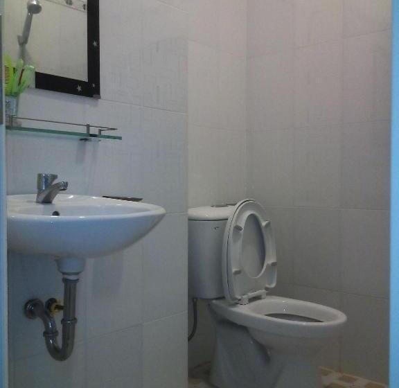 اتاق استاندارد چهار تخته, Motel 529