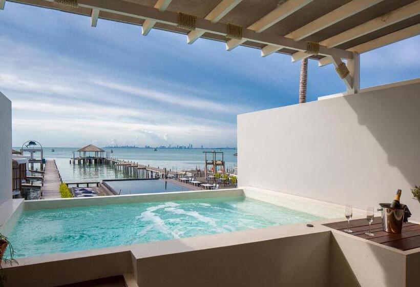 سوییت با استخر, Kept Bangsaray Hotel Pattaya