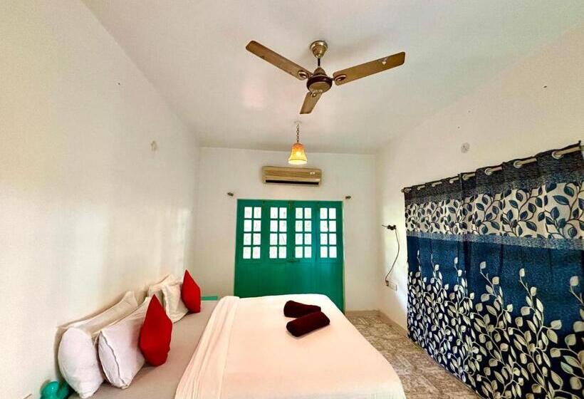 סטודיו סופריור, Dreamy Vibe Stays