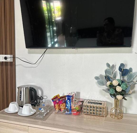 Classic Lejlighed 1 Soveværelse, Service Apartment Lampang Room101 ใจกลางเมืองใกล้กาดกองต้า