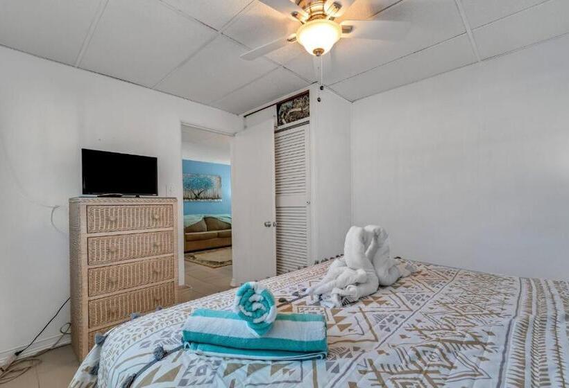 低层单卧公寓, Tropic Terrace #19   Beachfront Resort Suite