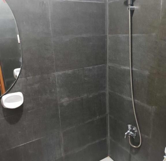 חדר דלוקס, The Soul Center