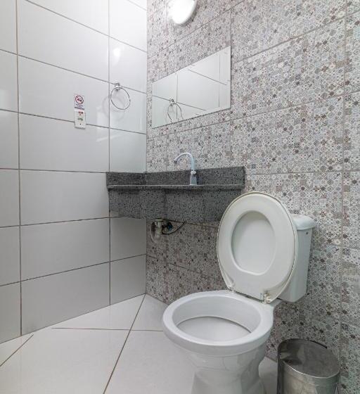 اتاق استاندارد چهار تخته, Pousada Amélia