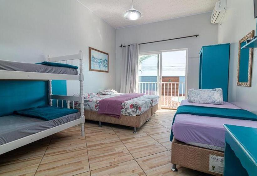 اتاق استاندارد چهار تخته, Pousada Amélia