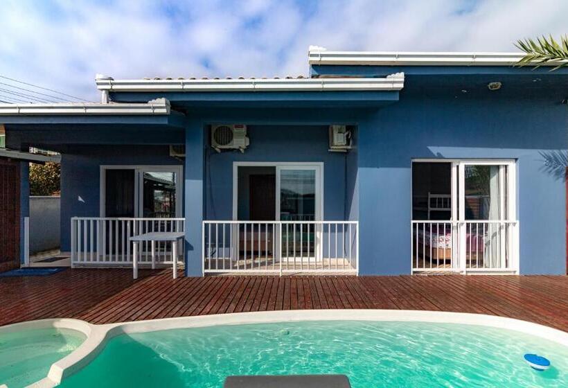 اتاق استاندارد چهار تخته, Pousada Amélia